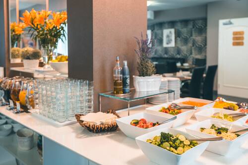 Free daily buffet breakfast
