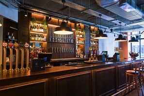 Bar (en la propiedad)