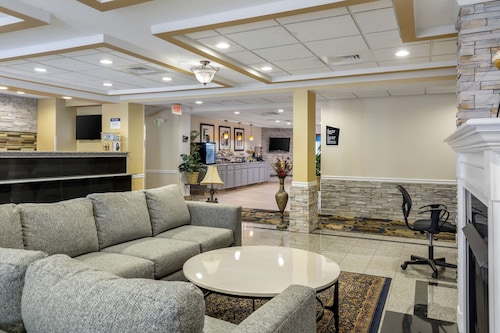 Best Western Plus New England Inn & Suites