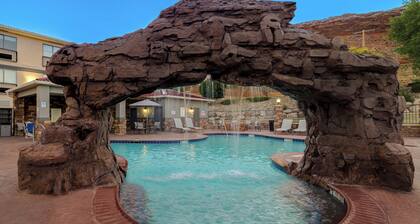 Holiday Inn Express & Suites Moab by IHG