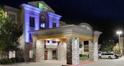 Holiday Inn Express Hotel & Suites Dallas - Duncanville by IHG