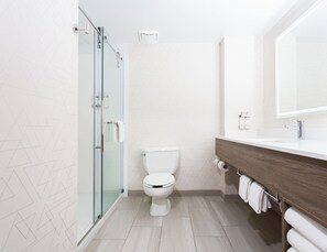 Kostenlose Toilettenartikel, Haartrockner, Handtücher, Seife