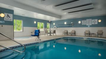 Una piscina techada