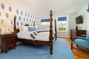 Sherburne King | 1 bedroom, Frette Italian sheets, premium bedding, iron/ironing board