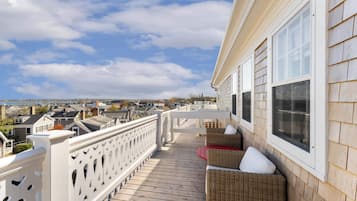 Veranda Harborview King with Balcony | View from room
