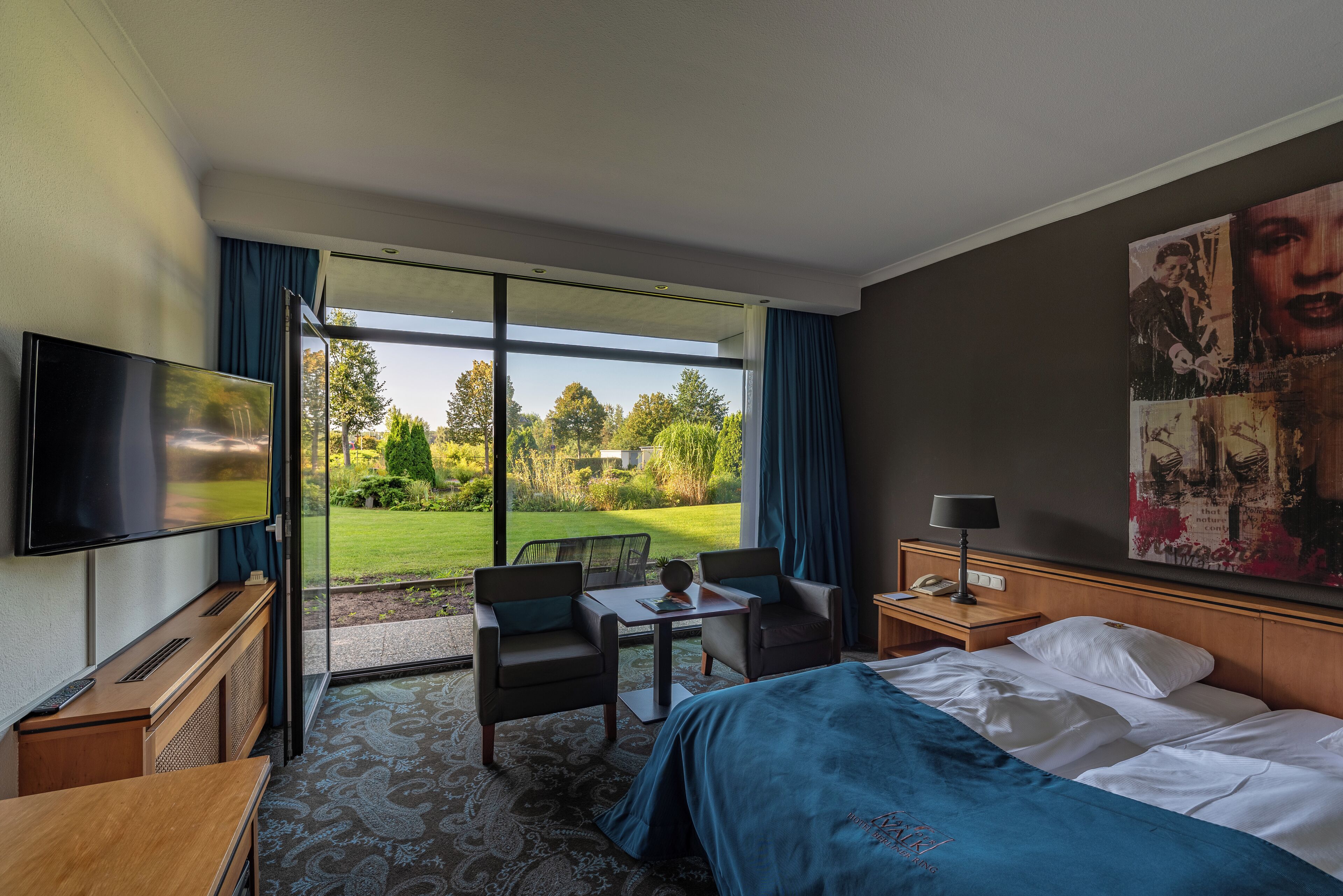 classic plus double room | hypo-allergenic bedding, in-room safe, desk, rollaway beds