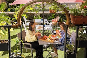 บริเวณภายนอก