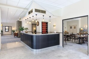 Mostrador para check-in y check-out