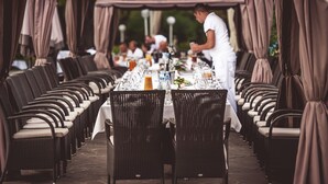 Area banquet outdoor