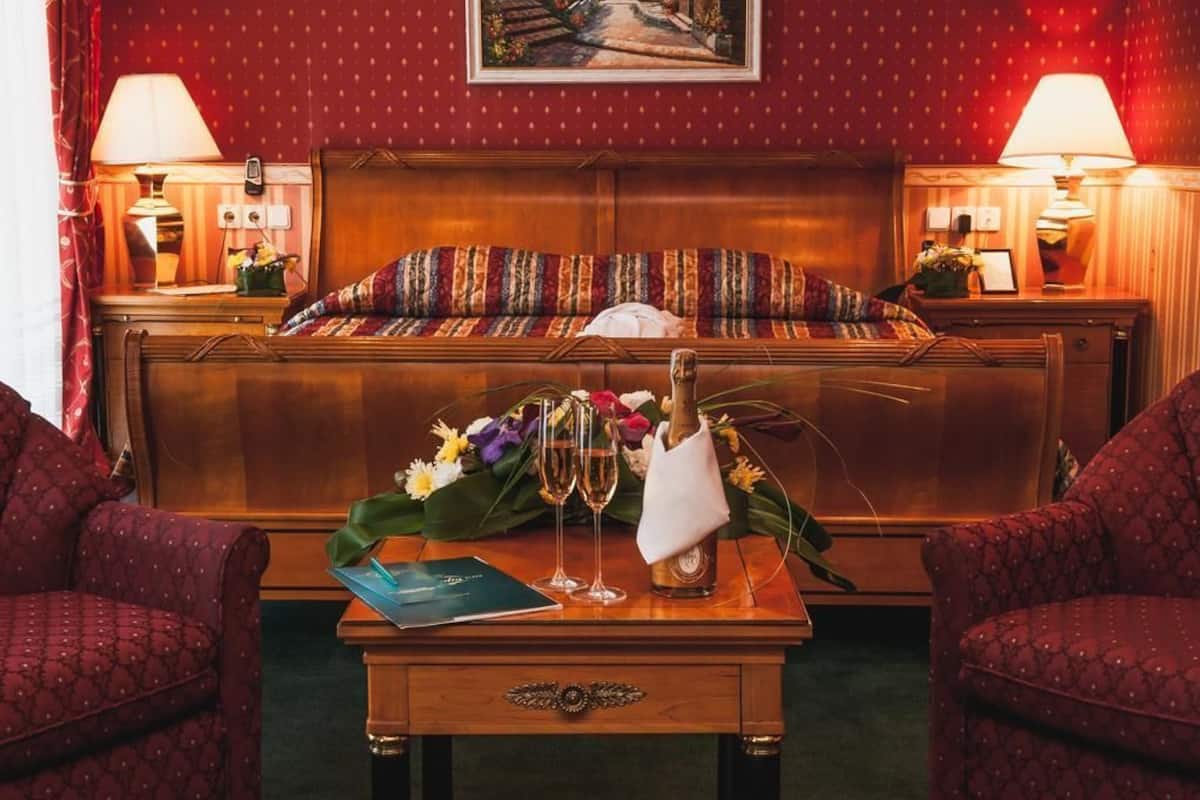 1 habitación, ropa de cama de alta calidad y minibar