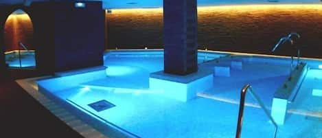 Steam room, body treatments, hydrotherapy, facials