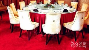 Ảnh chưa phân loại, 2 trong số 105 ảnh, nút