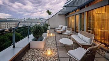 Suite, 1 Bedroom, Terrace, City View | Premium bedding, down comforters, pillowtop beds, in-room safe