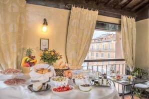 Petit déjeuner buffet compris tous les jours