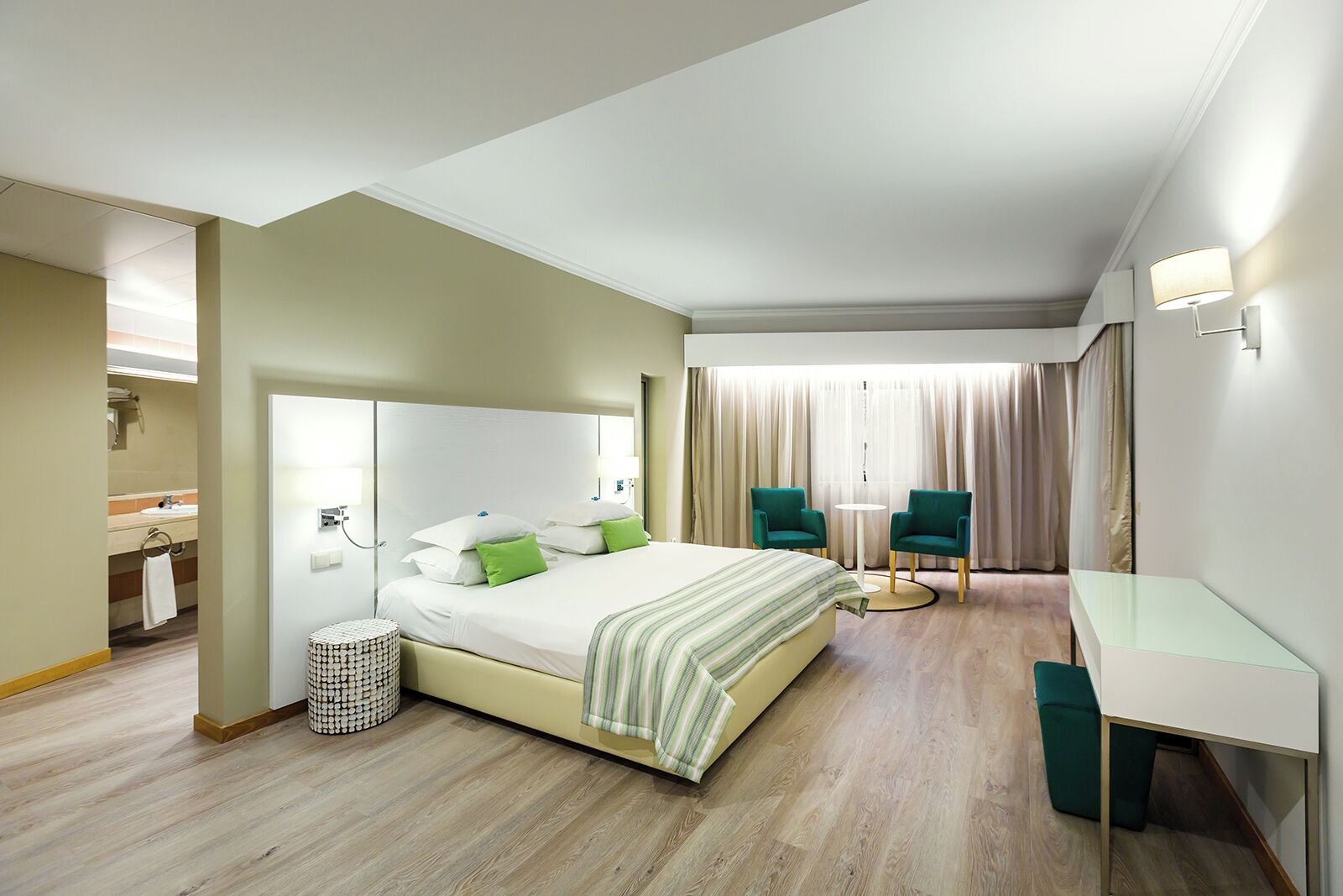 Hypo-allergenic bedding, pillow-top beds, minibar, in-room safe