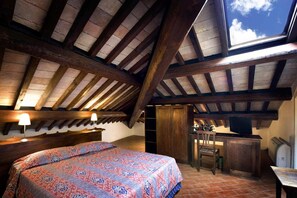Classic Double Room | Premium bedding, minibar, in-room safe, desk