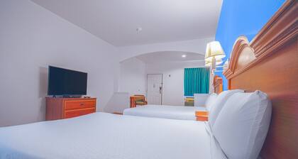 Island Inn by OYO Galveston Beach, TX