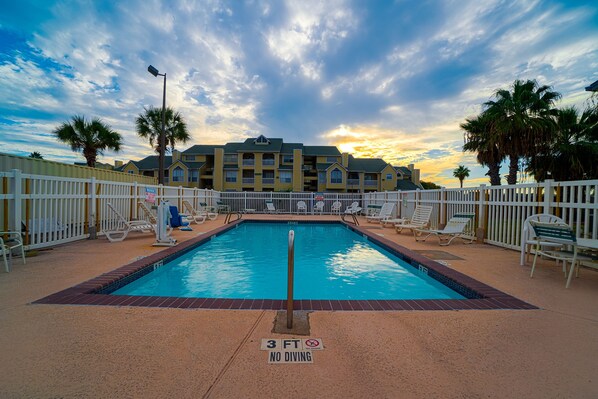 Seasonal outdoor pool