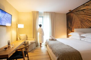 Couette en duvet d'oie, minibar, coffres-forts dans les chambres, bureau