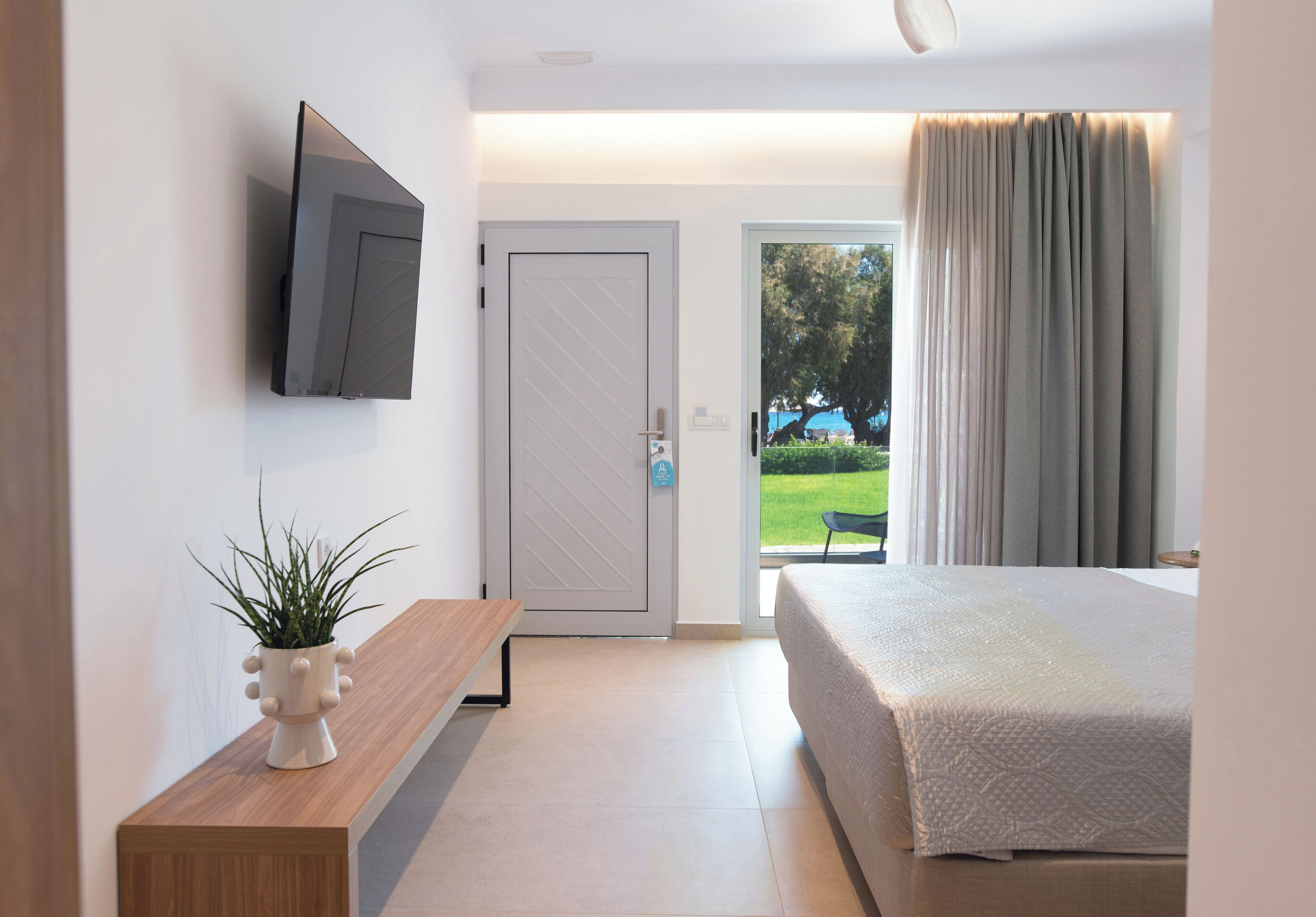 Photo - Atlantis Hotel