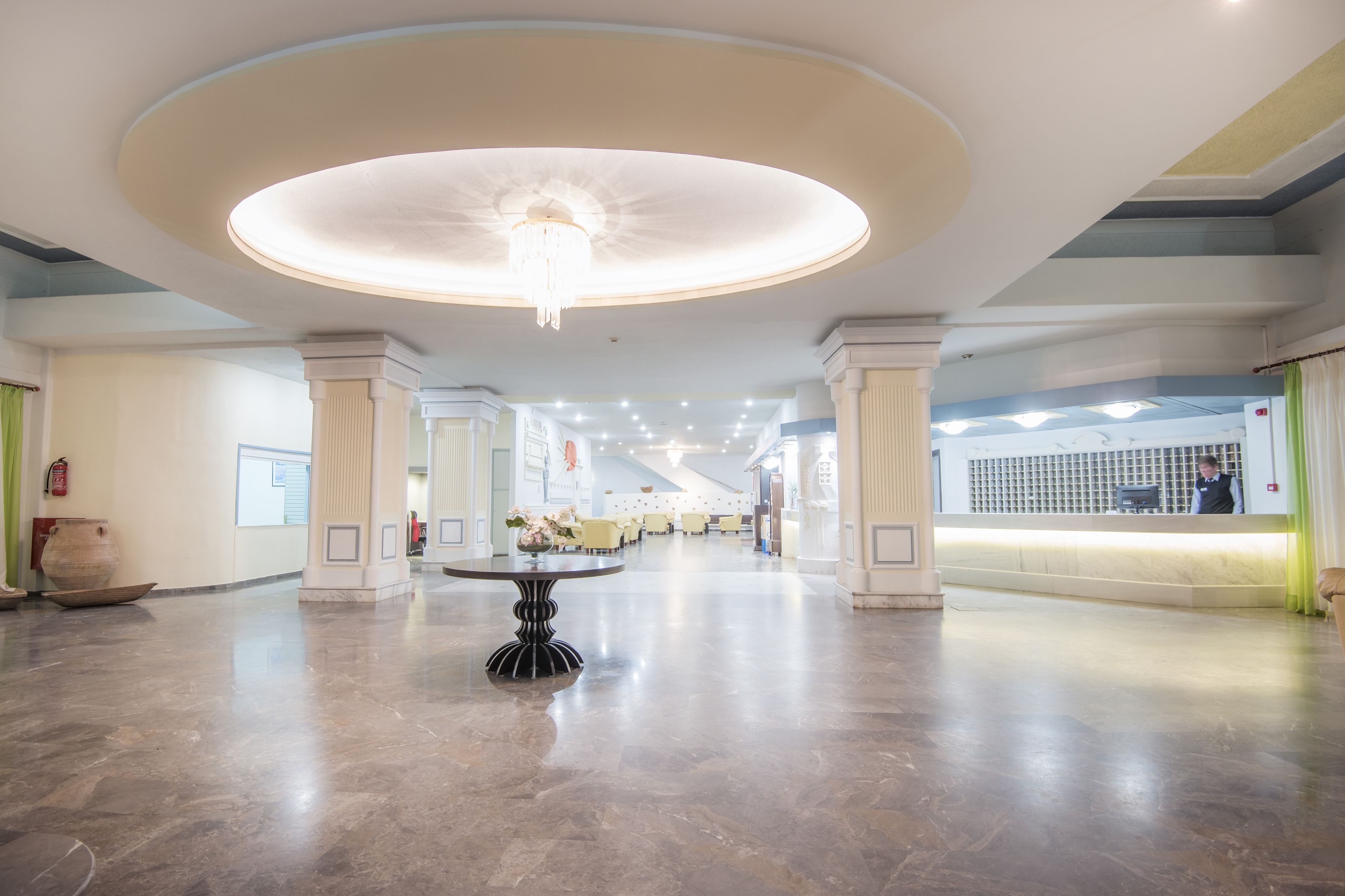 Photo - Atlantis Hotel