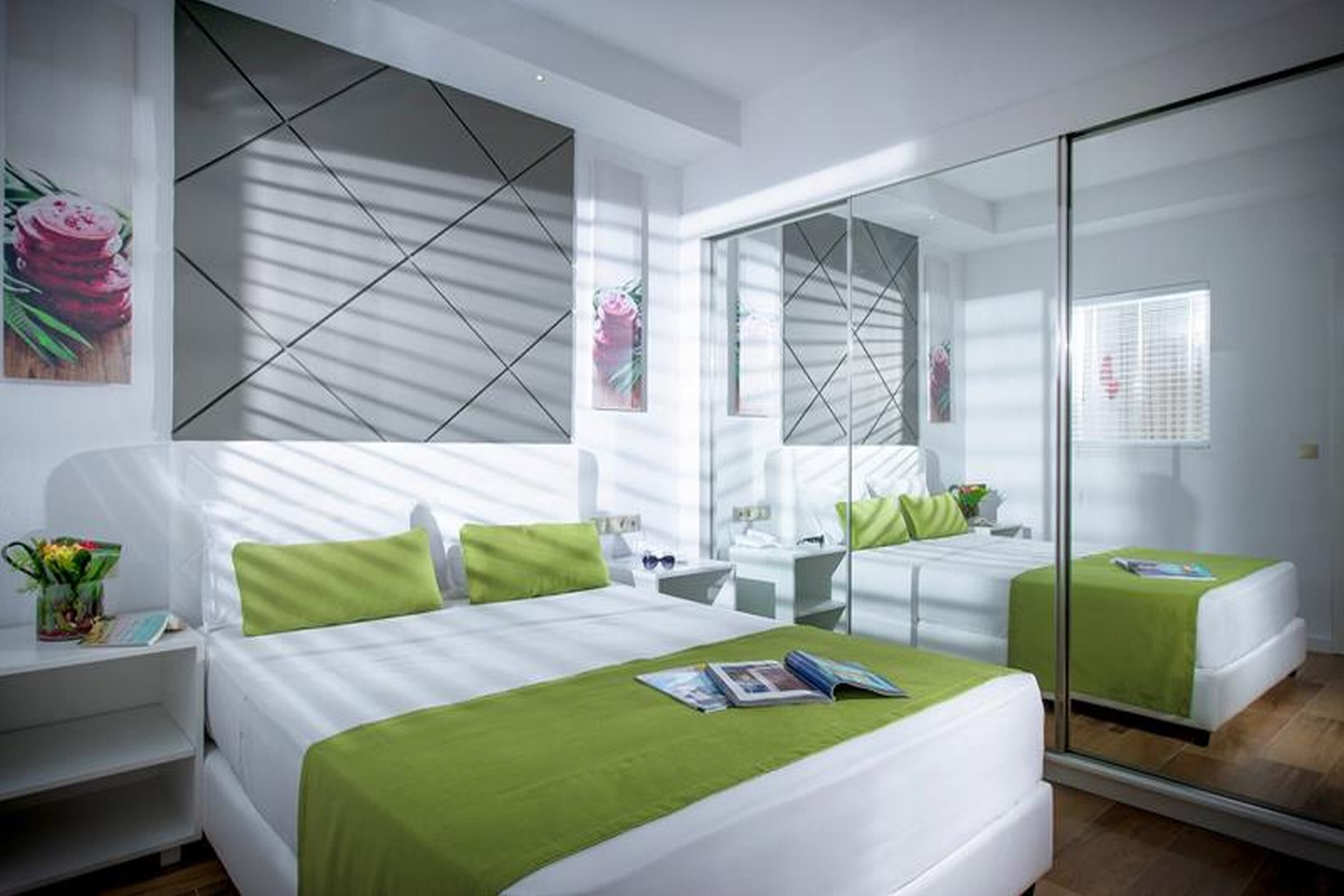 In-room safe, desk, free WiFi, bed sheets