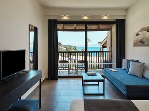 1 bedroom, in-room safe, desk, free WiFi