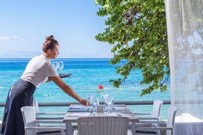 3 restaurants, spécialités Cuisine méditerranéenne