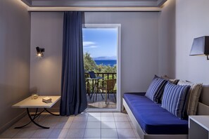 1 bedroom, in-room safe, desk, free WiFi