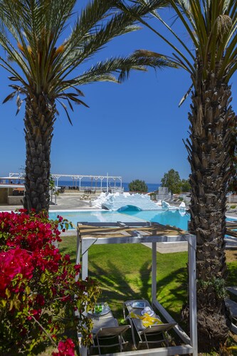 Latchi Family Resort