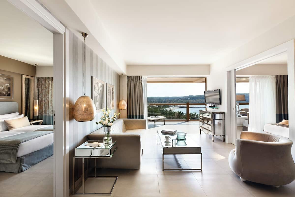 Family Suite, 2 Bedrooms, Sea View | 1 bedroom, minibar, in-room safe, blackout drapes
