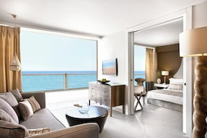 Minibar, in-room safe, blackout drapes, free WiFi