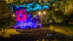 منظر من الجو على ارتفاع عالٍ