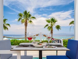 4 restaurantes, café da manhã, culinária mediterrânea