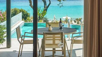 Suite Prestigio, alberca privada | Vista desde la habitación