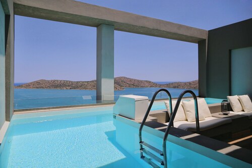 Domes Aulus Elounda All-Inclusive Resort, Curio by Hilton