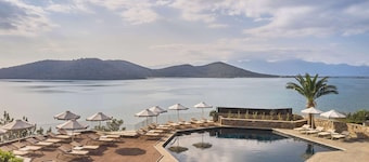 Domes Aulus Elounda All-Inclusive Resort, Curio by Hilton
