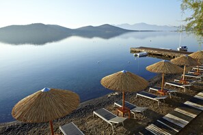 Private beach, sun loungers, beach towels - Domes Aulus Elounda Resort, Curio Collection by Hilton (Agios Nikolaos)