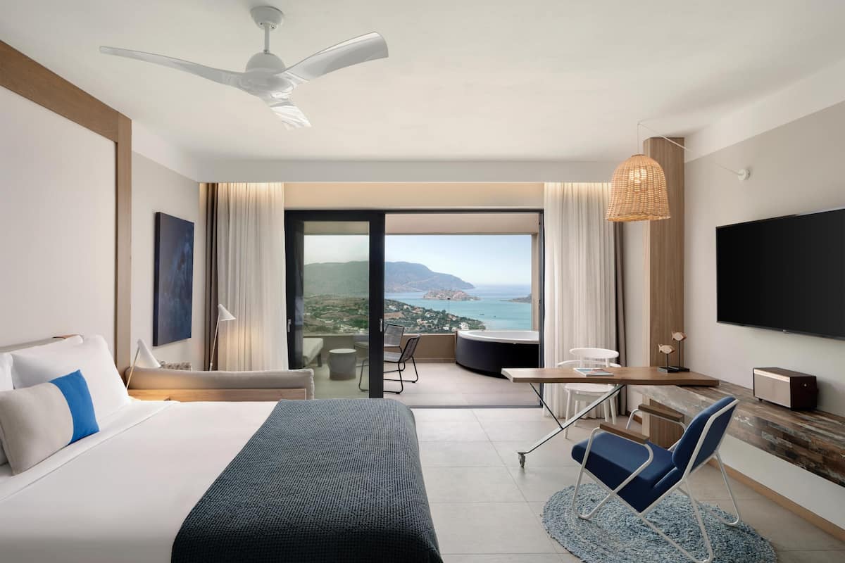 Sapphire Zen Suite, outdoor Jetted Tub | Peralatan tempat tidur premium, peti besi dalam bilik, Wi-fi percuma 