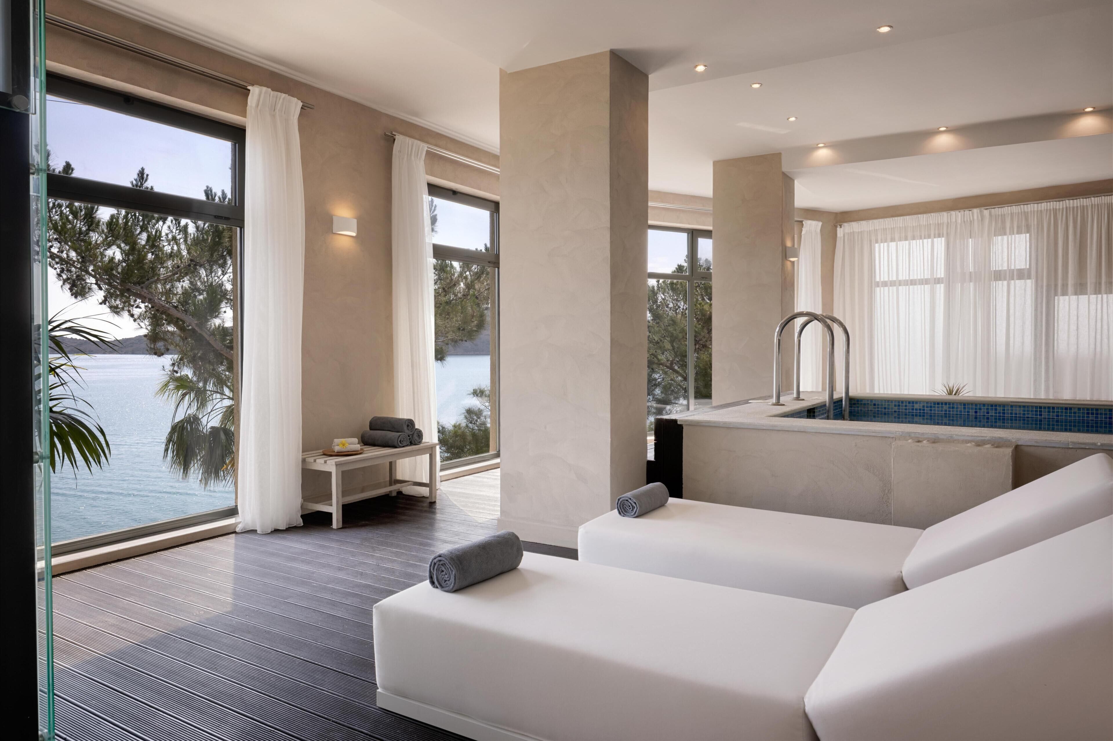Couples treatment rooms, massages