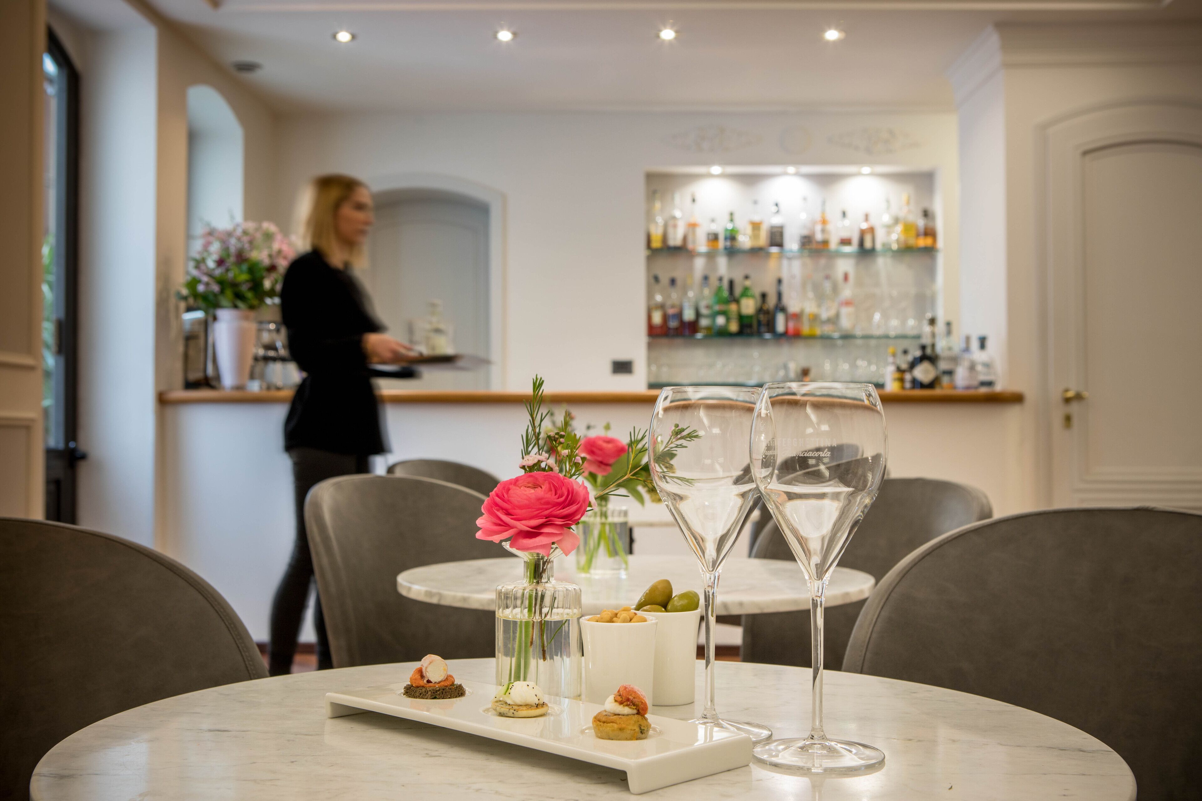 Rooftop bar, al fresco dining, open selected days