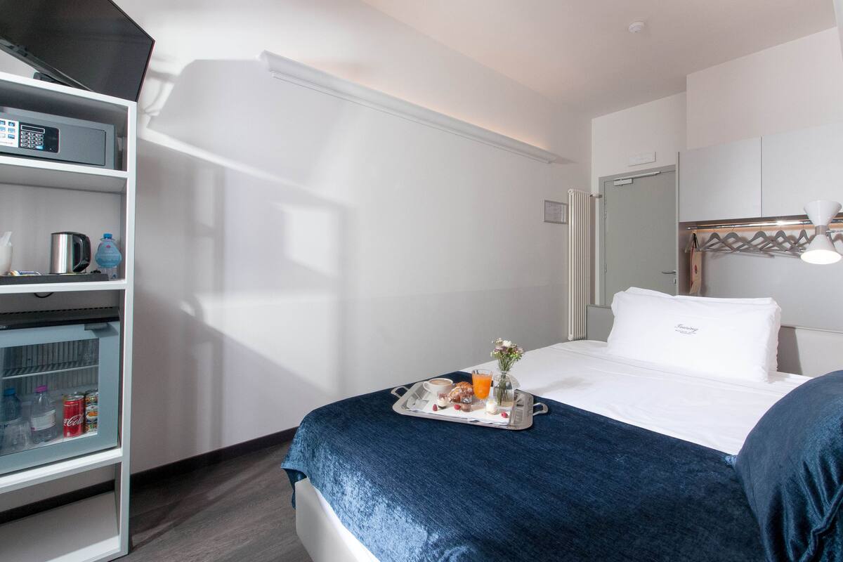 Singola Urban | Minibar, in-room safe, desk, blackout curtains