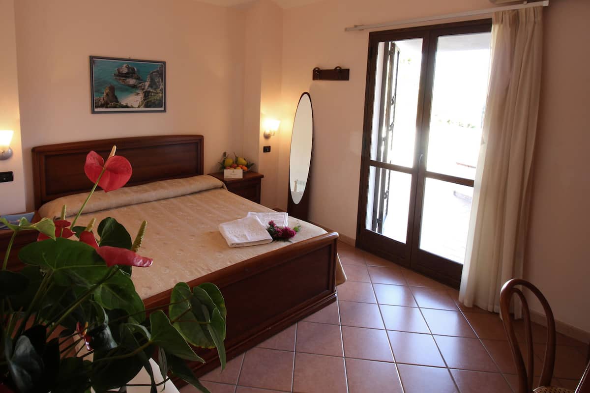 Egyptian cotton sheets, premium bedding, Select Comfort beds