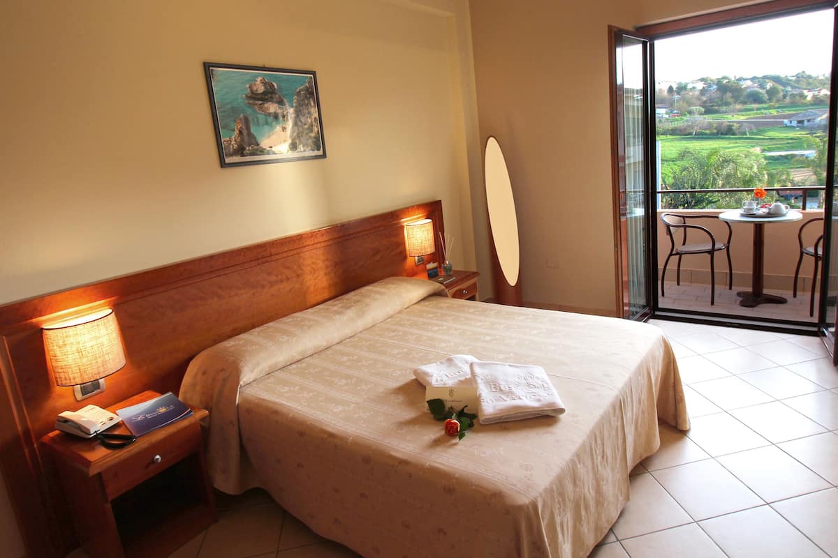 egyptian cotton sheets, premium bedding, select comfort beds