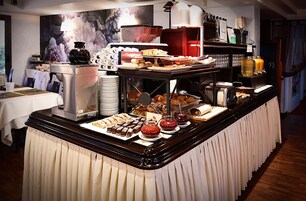 Desayuno buffet incluido todos los días 
