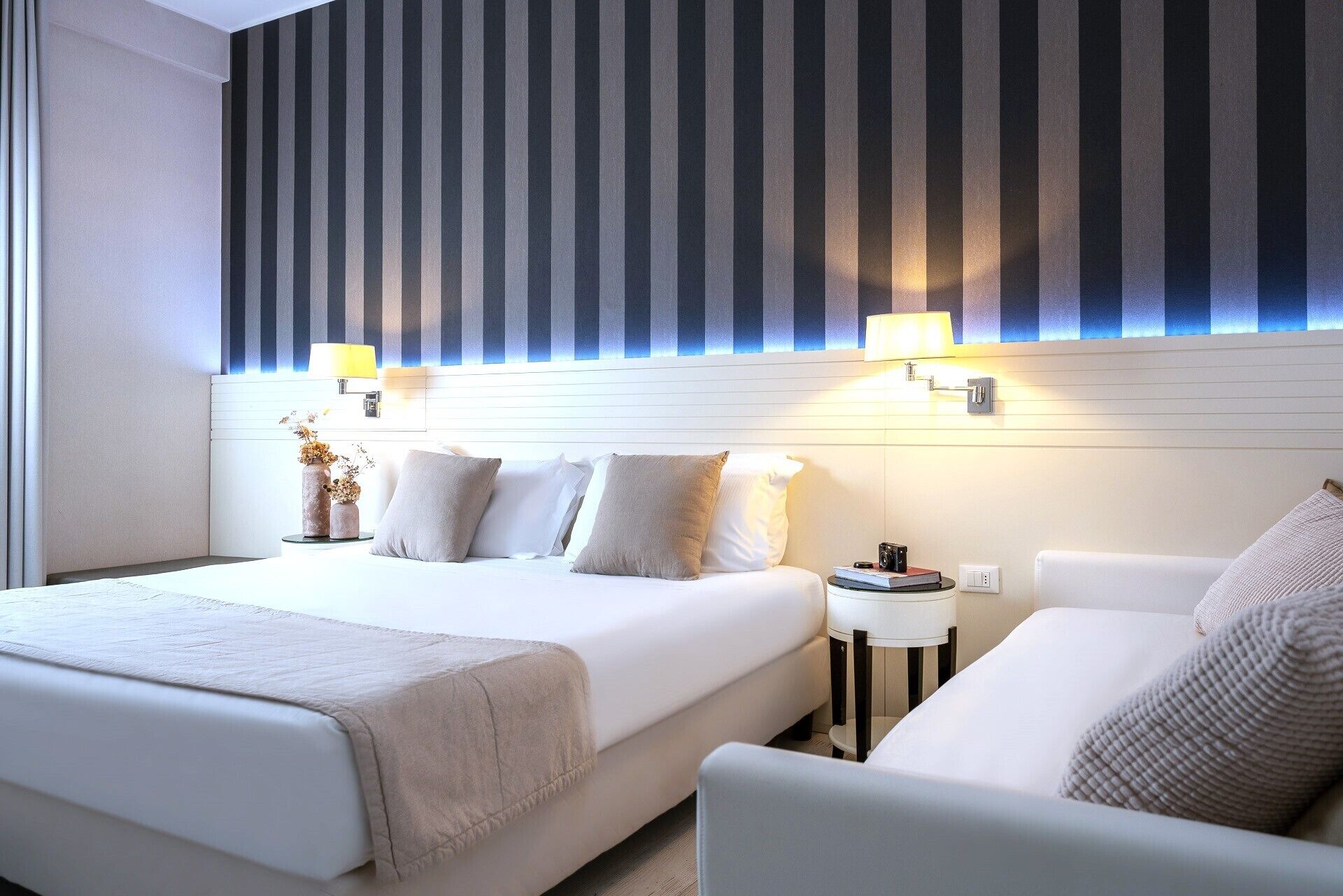 1 bedroom, down duvets, minibar, in-room safe