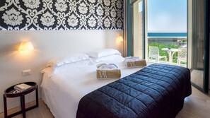 Camera Superior con letto matrimoniale o 2 letti singoli, vista mare | Vista dalla camera