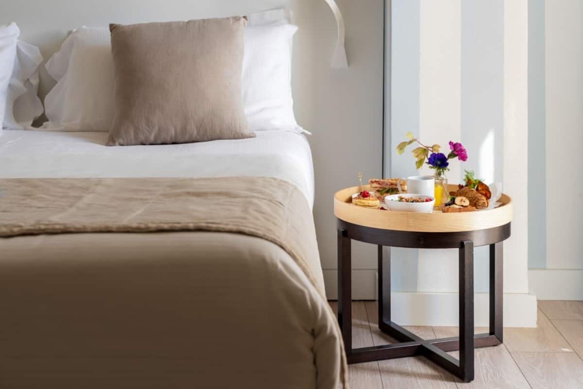 Down duvets, minibar, in-room safe, blackout curtains