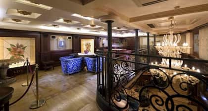 Torre dell'Orologio Suites