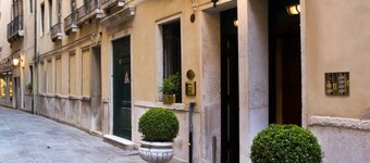 Torre dell'Orologio Suites